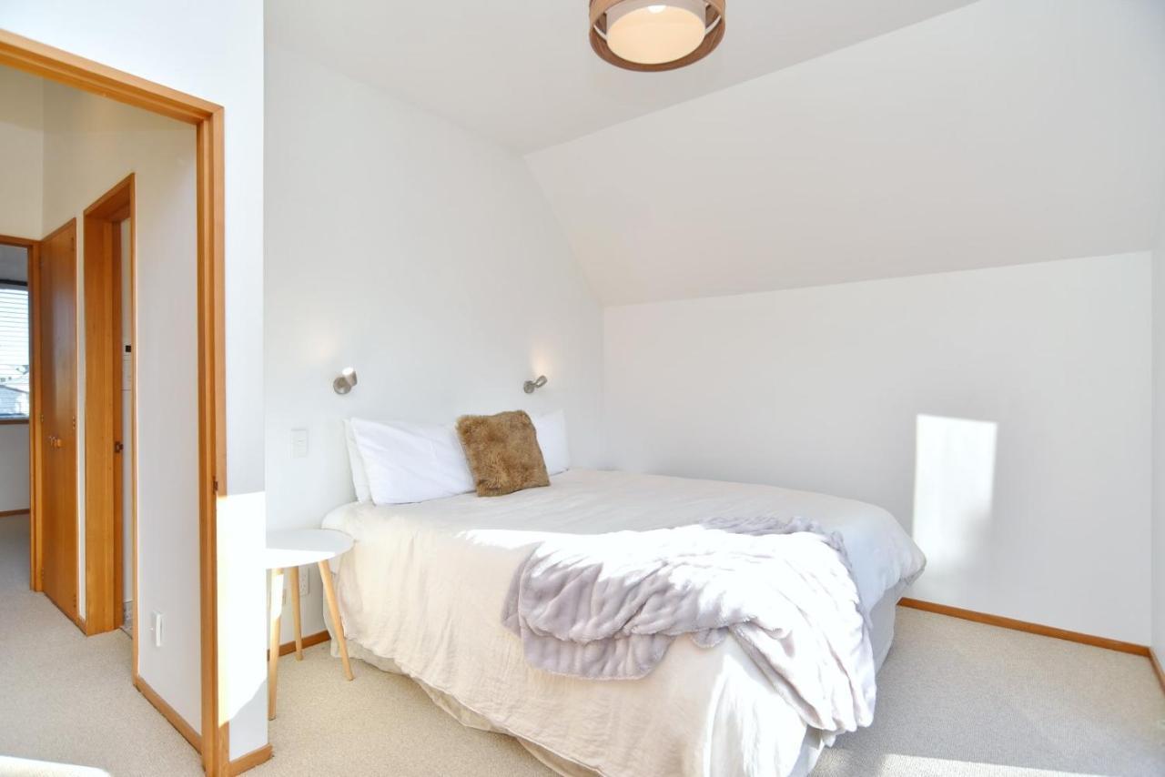 Bristol St - Christchurch Holiday Homes Extérieur photo