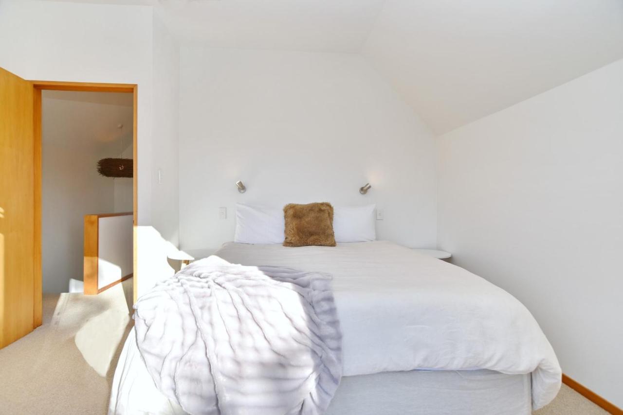Bristol St - Christchurch Holiday Homes Extérieur photo