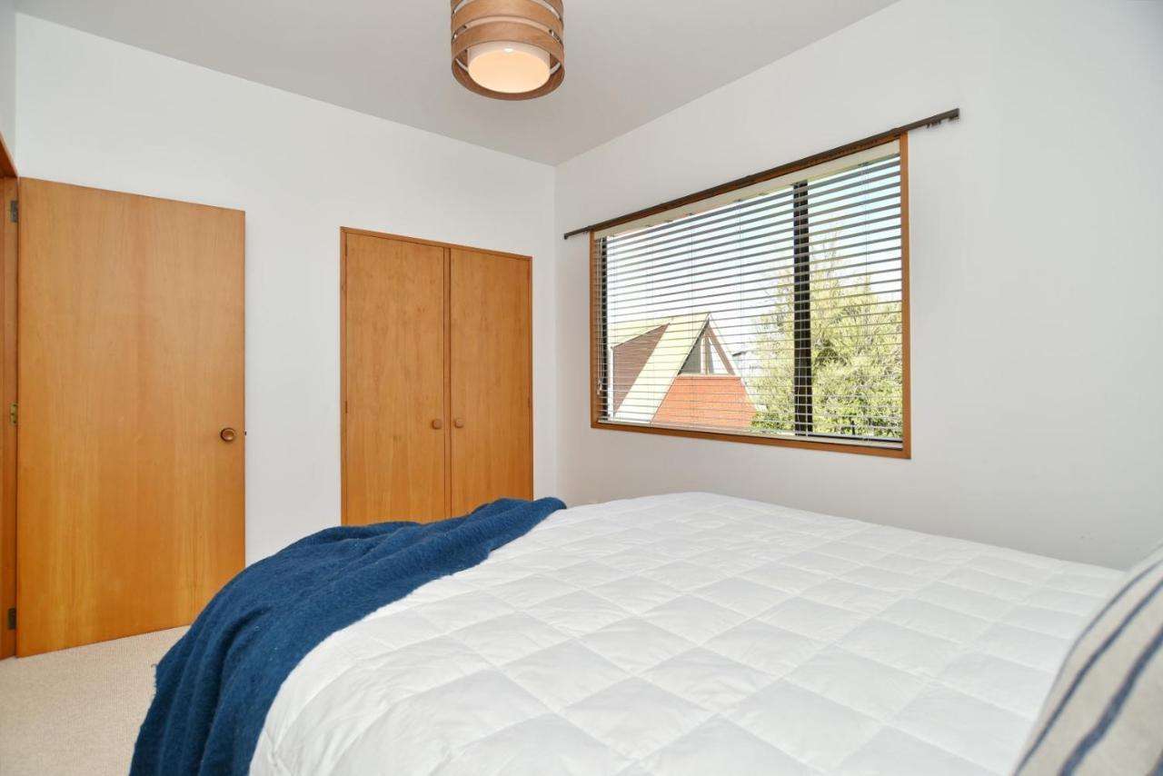 Bristol St - Christchurch Holiday Homes Extérieur photo