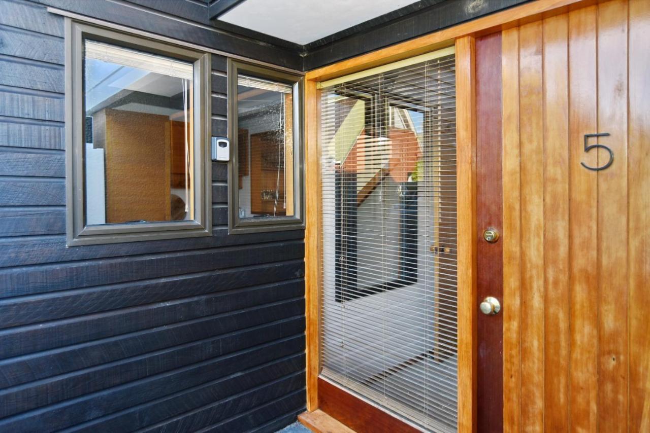 Bristol St - Christchurch Holiday Homes Extérieur photo