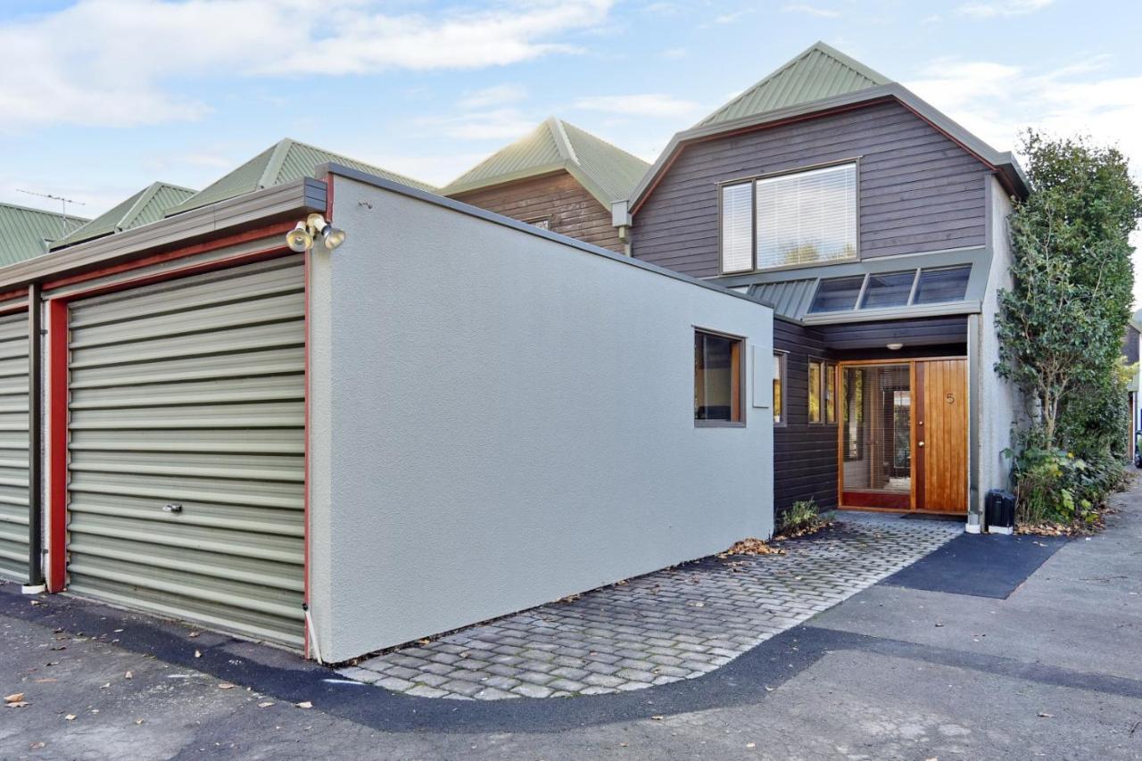 Bristol St - Christchurch Holiday Homes Extérieur photo