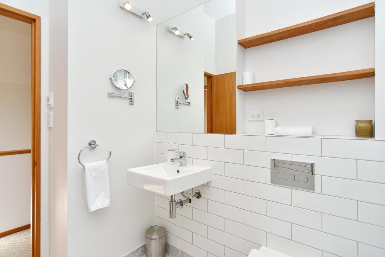 Bristol St - Christchurch Holiday Homes Extérieur photo